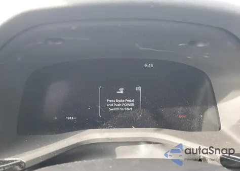 2026 Toyota Camry Night Shade z USA, uszkodzony, nr VIN 4T1DBADK4TU039986